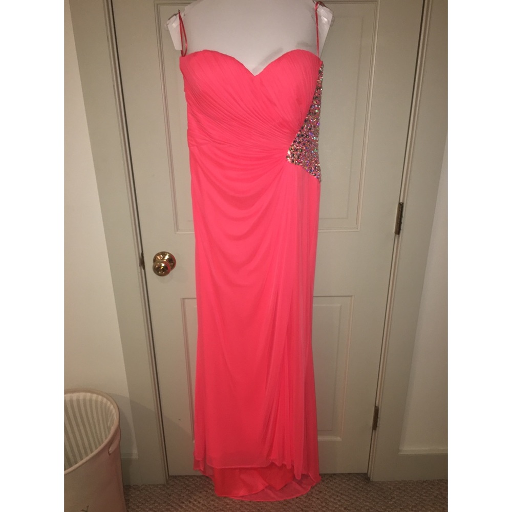 Formal/ prom dress